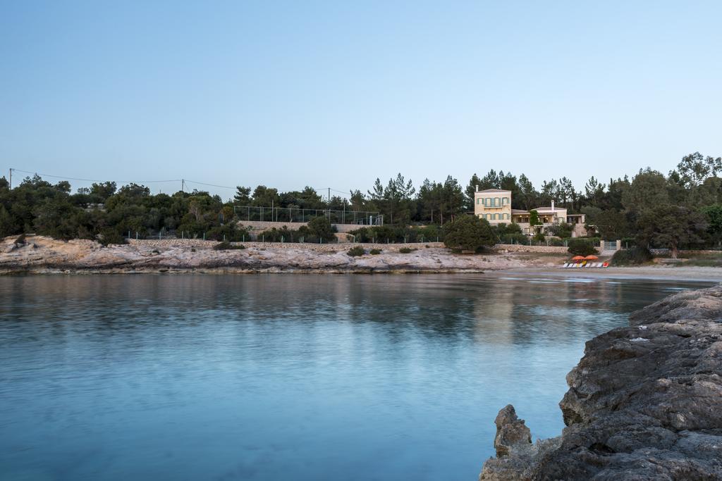 Electra Beachfront Villa クラニディ エクステリア 写真