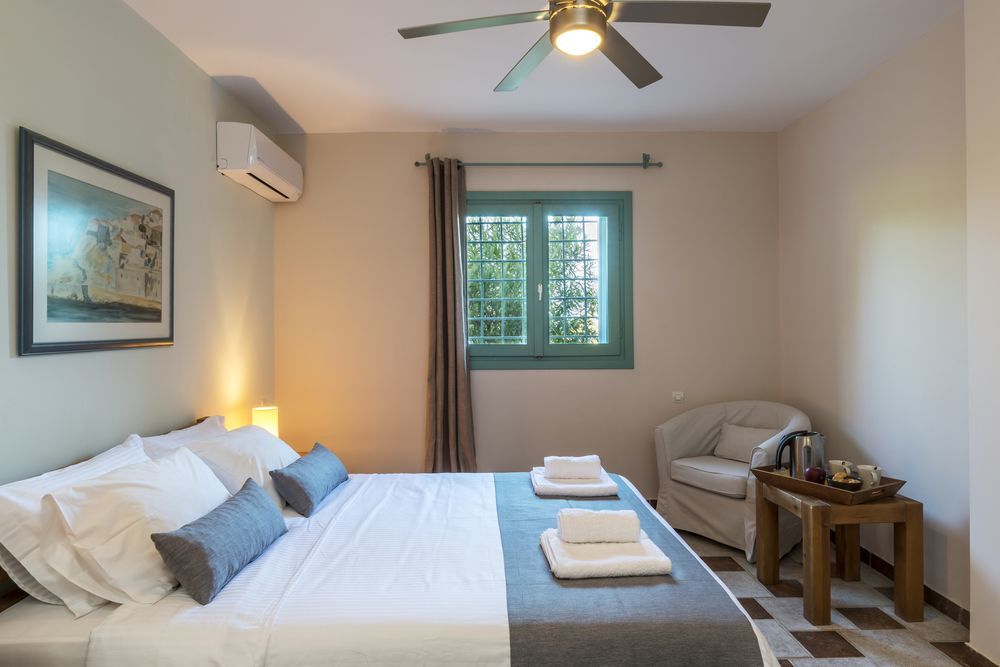 Electra Beachfront Villa クラニディ エクステリア 写真